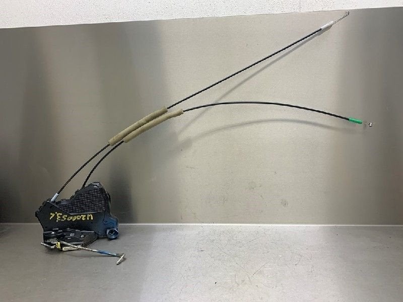 BARRE DE SERRURE DE PORTE AVANT GAUCHE Toyota Corolla (E12), Utilisé, Toyota