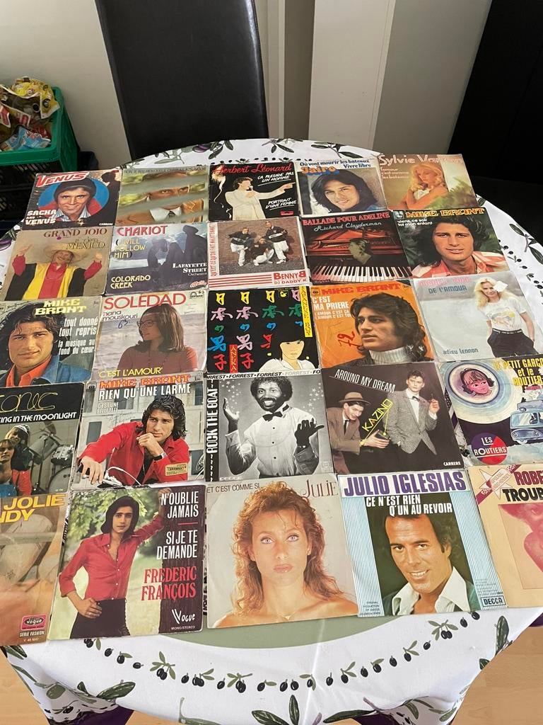 Lot vinyles 45 tours, Enlèvement, Comme neuf
