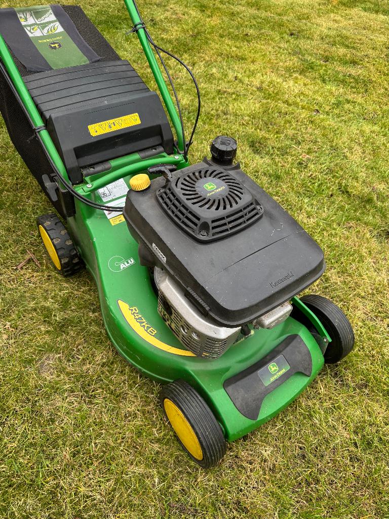 John Deer top grasmaaier, Jardin & Terrasse, Tondeuses à gazon, Fonction de mulching, Tondeuses à gazon à essence, 30 à 39 cm