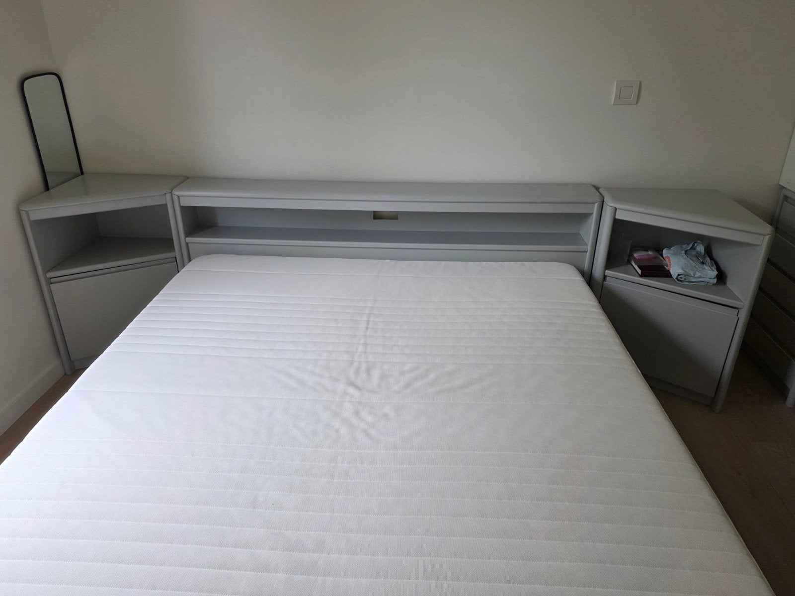grijs bed 1.60, Huis en Inrichting, Ophalen, Gebruikt, 210 cm, Grijs
