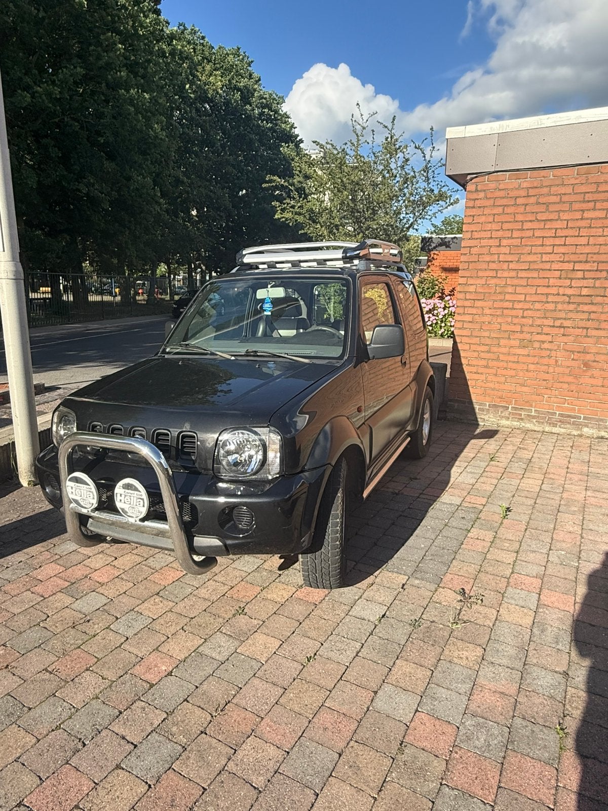 Suzuki Jimny, Ophalen, Suzuki