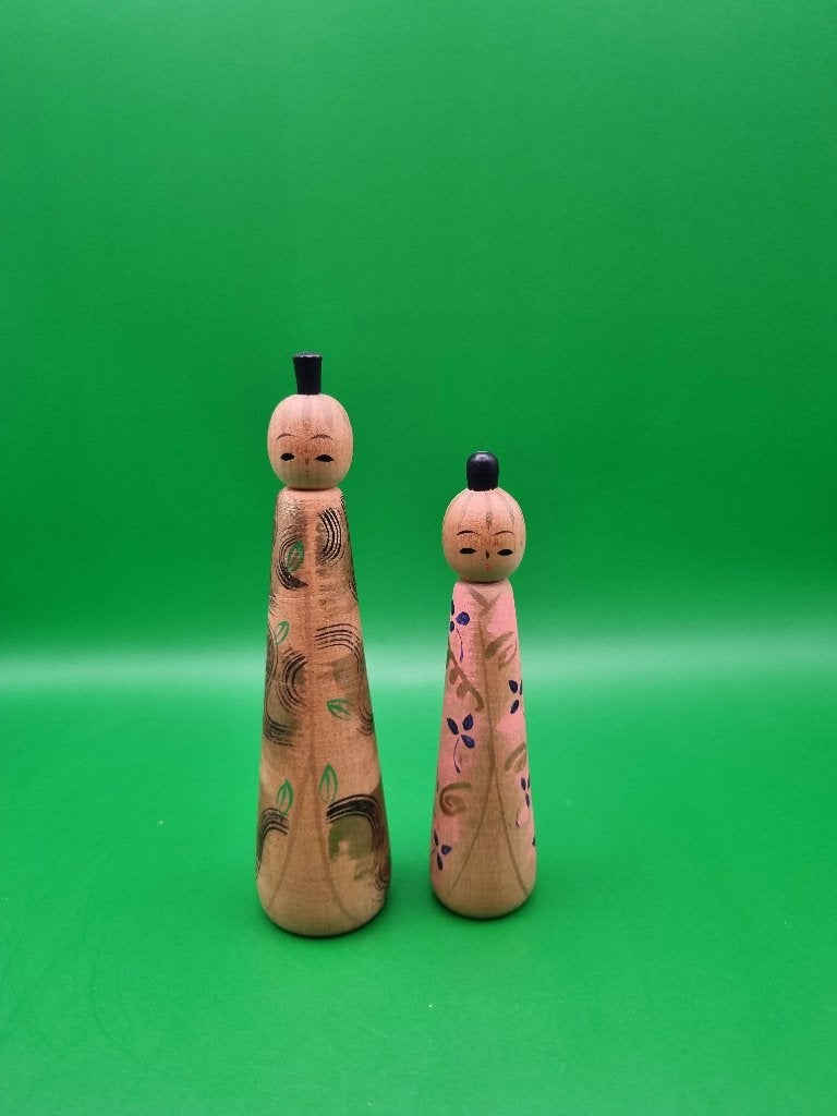 Paire Sosaku Kokeshi vintage de Hirayama, Japon, Bois, Peint, Poupée