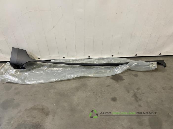 Jupe droite d'un Dacia Duster, Dacia, -, 3 mois de garantie, Utilisé