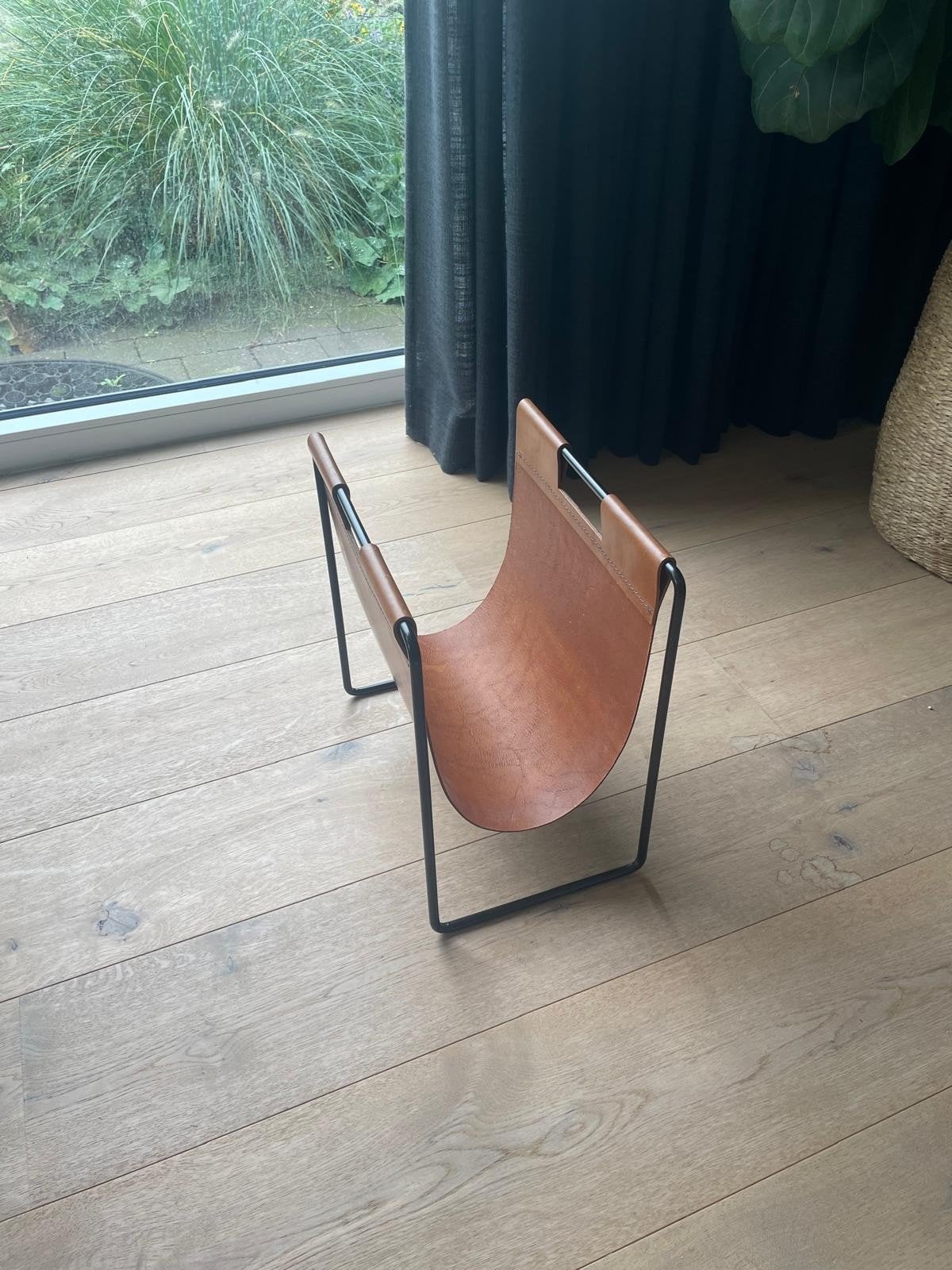 Design magazinehouder, Lectuurbak, Ophalen, Zo goed als nieuw, Leer