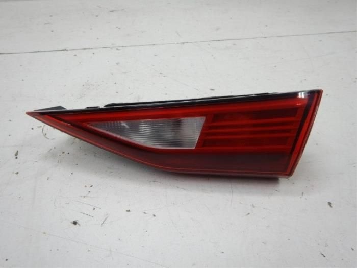 Audi A3 8Y Achterlicht Achterklep Rechts, Enlèvement ou Envoi, Utilisé