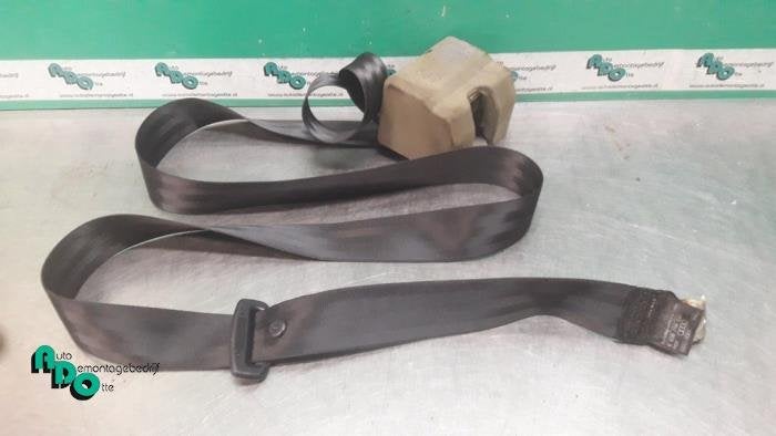 Ceinture de sécurité arrière gauche d'un Audi A3 (A3 03-), -, 3 mois de garantie, Audi, Utilisé