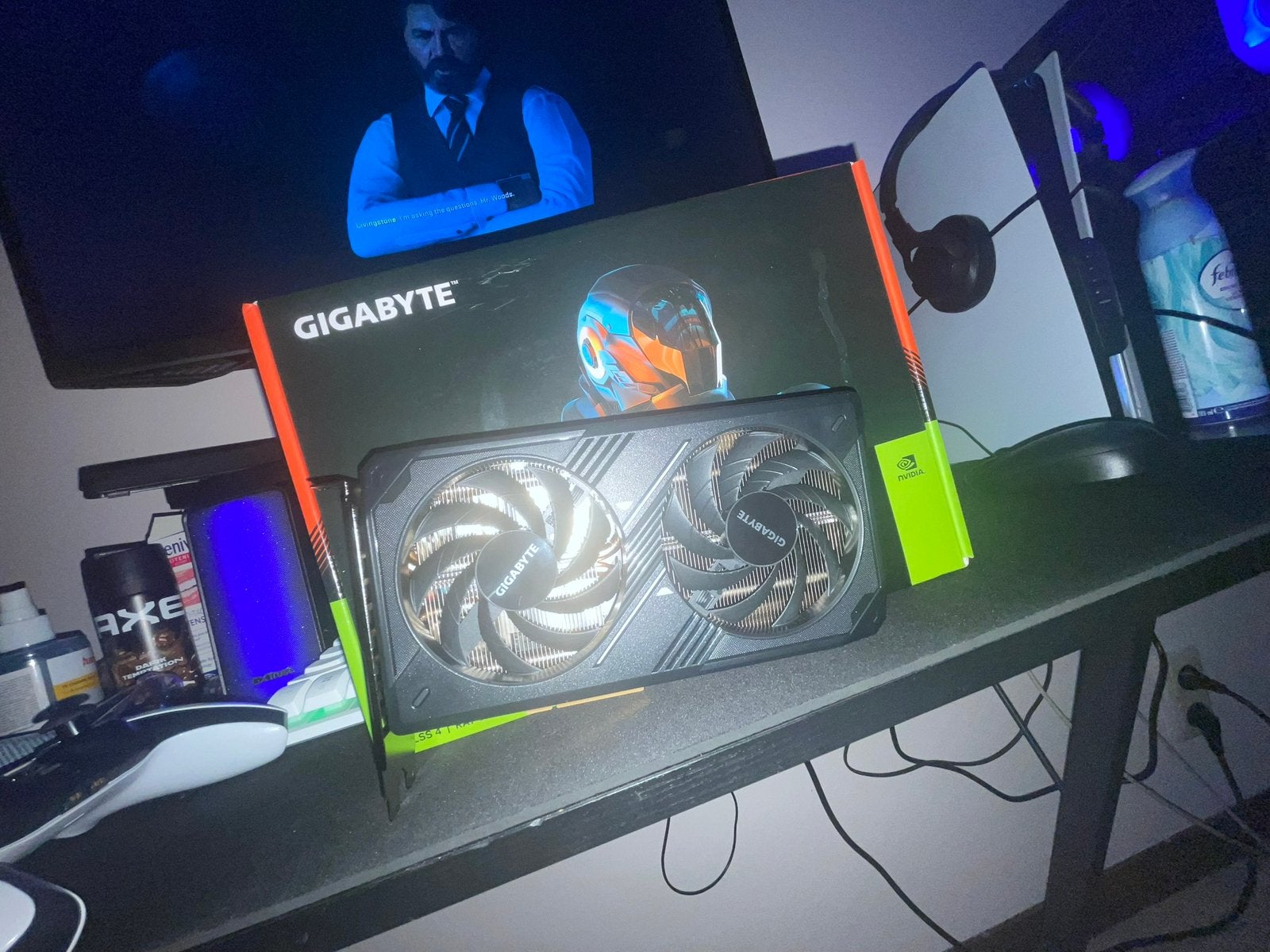 RTX 5060, Enlèvement ou Envoi, Comme neuf, PCI-Express 5, Nvidia