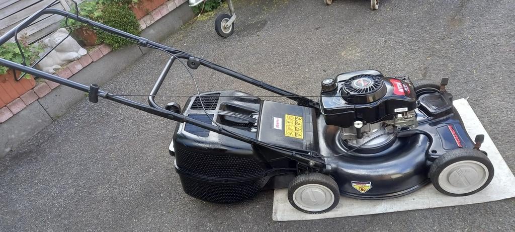 MTD ZELFTREKKER BENZINE GRASMAAIER 48CM, Tuin en Terras, Grasmaaiers, Ophalen