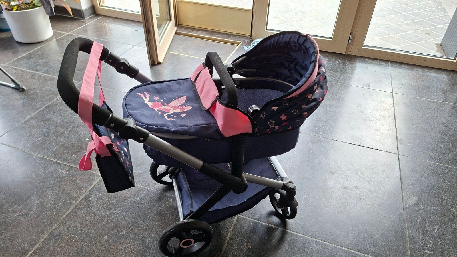 Bayer Design Xeo poppenwagen, Kinderen en Baby's, Speelgoed |Speelgoedvoertuigen, Zo goed als nieuw, Ophalen