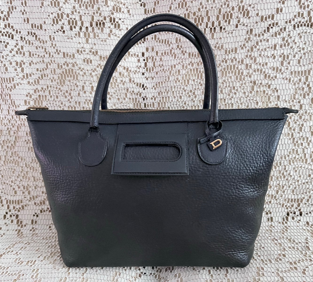 Sac DELVAUX modèle Clandestin cuir bleu marine, Bijoux, Sacs & Beauté, Sacs | Sacs Femme, Enlèvement ou Envoi, Comme neuf, Bleu