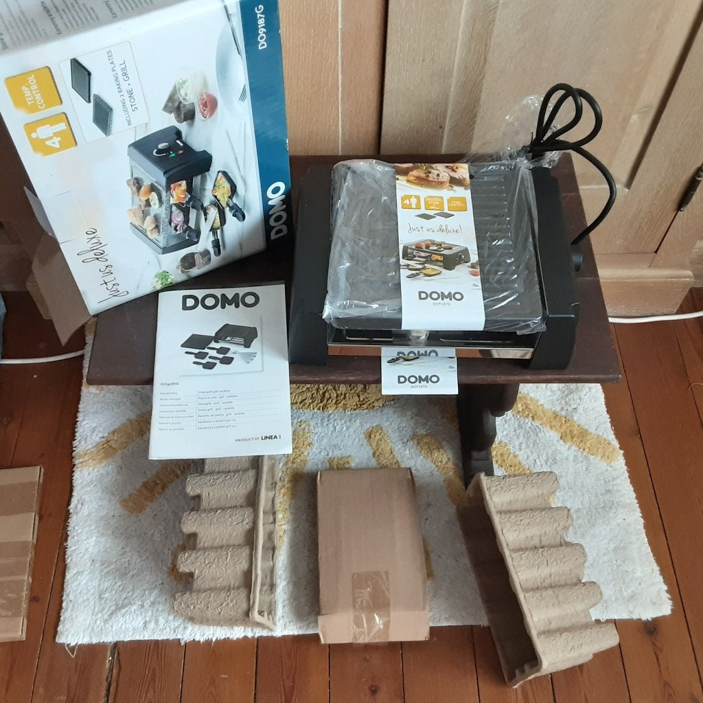 Nieuwe elektrische Grillplaat Tafelgrill - Raclette DOMO, Ophalen of Verzenden, Nieuw, Tafelgrill