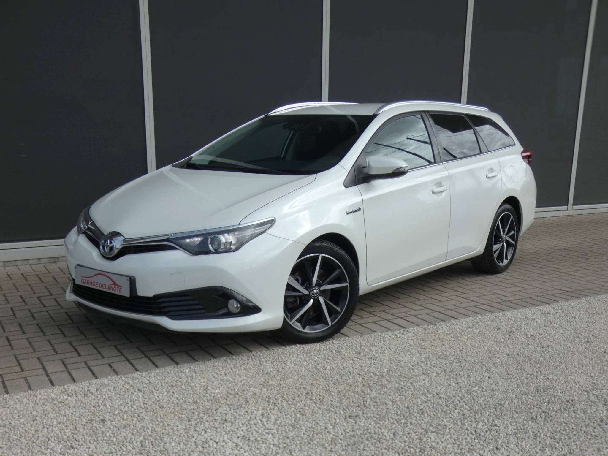 Toyota Auris Touring 1.8 HYBRID 'Pack 50+' +Inklapbare buite, Auto's, Stof, Gebruikt, 4 cilinders, 136 pk