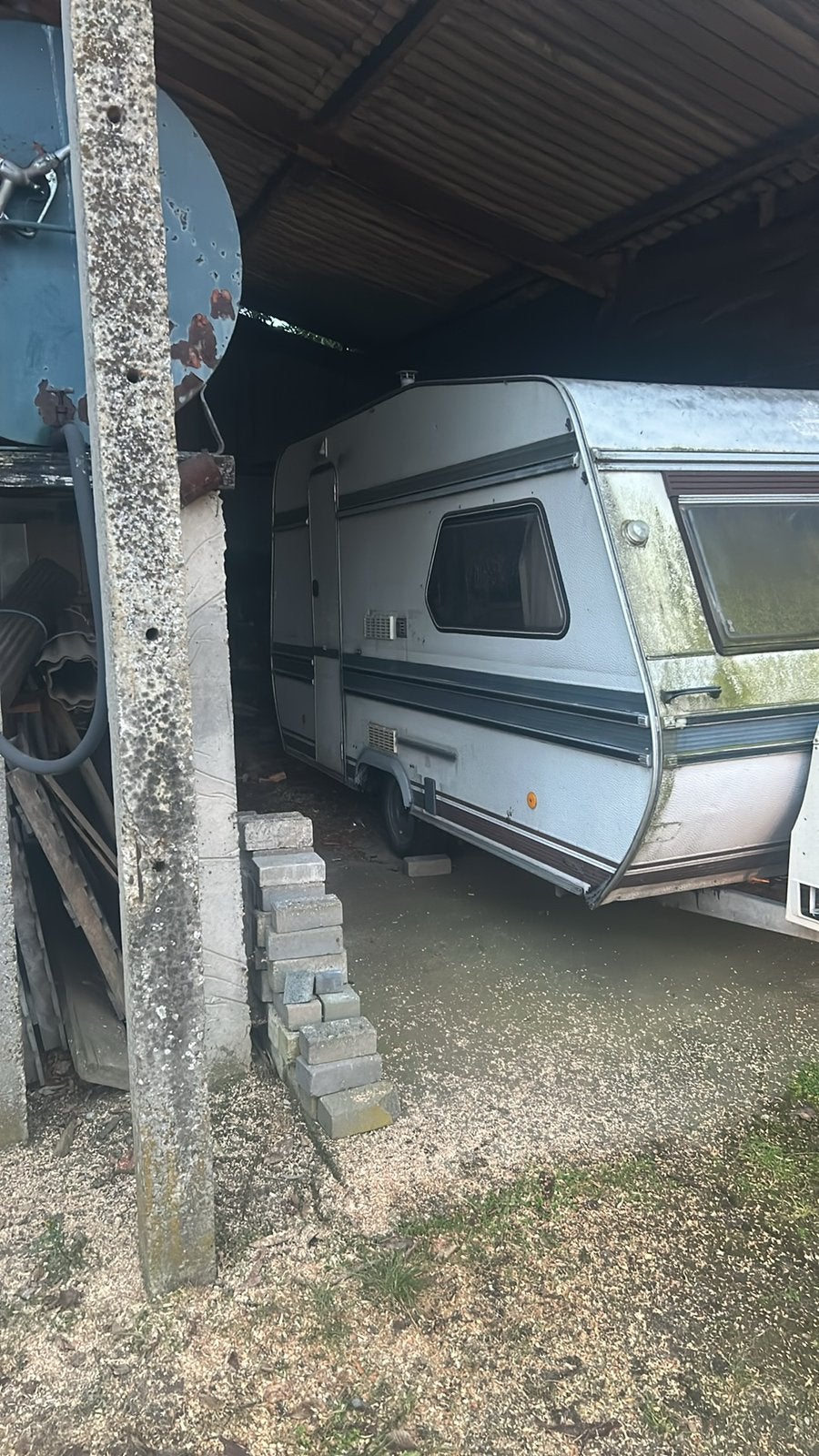 Project caravan of andere doel einde, Caravans en Kamperen, Bedrijf