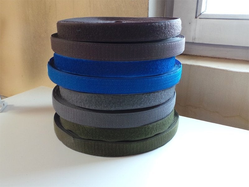 328) Opnaaibaar Velcro / Klittenband 2,5cm Breed, Hobby en Vrije tijd, Ophalen of Verzenden, Nieuw, Lint, Band of Elastiek
