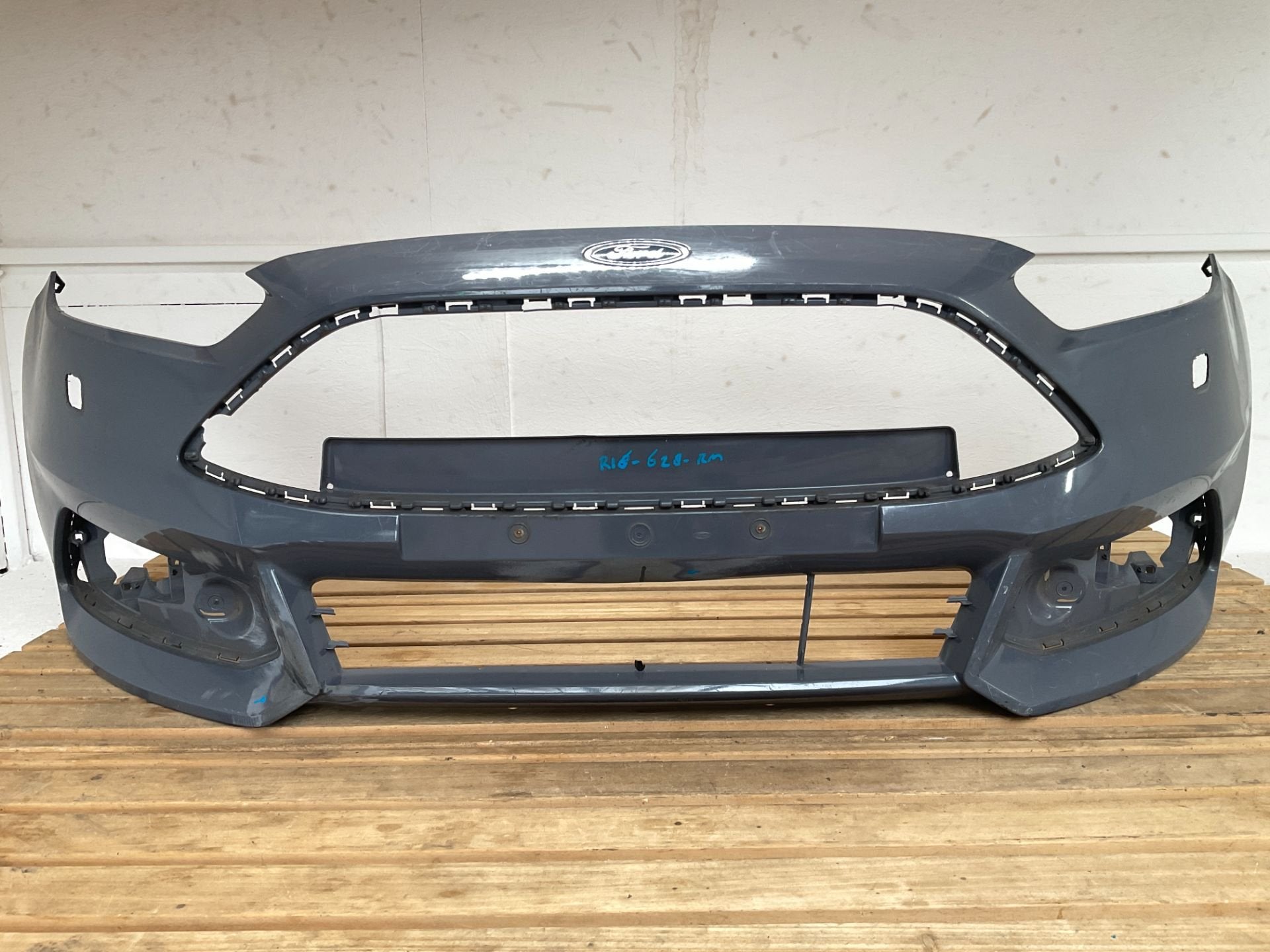 Bumper Ford Focus Mk3 STLINE ST-LINE ST F1EB17757B Voorbumpe, Gebruikt, Info@ford.com, Ford, Bumper