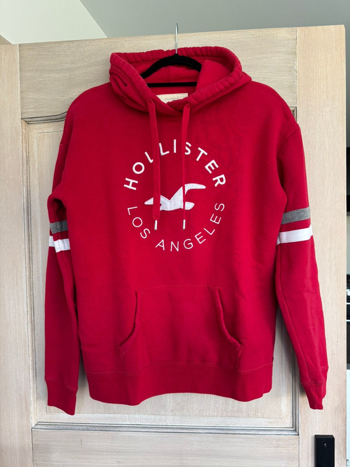 Rode Hollister hoodie, Vêtements | Femmes, Enlèvement ou Envoi, Porté, Taille 38/40 (M), Rouge
