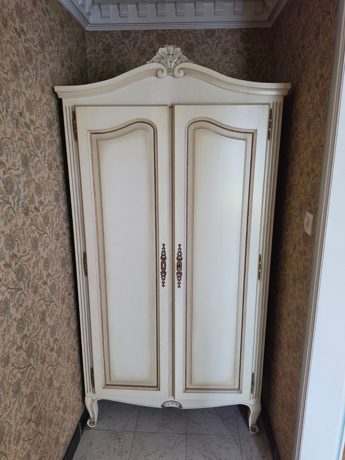Armoire vintage, Antiquités & Art, Enlèvement