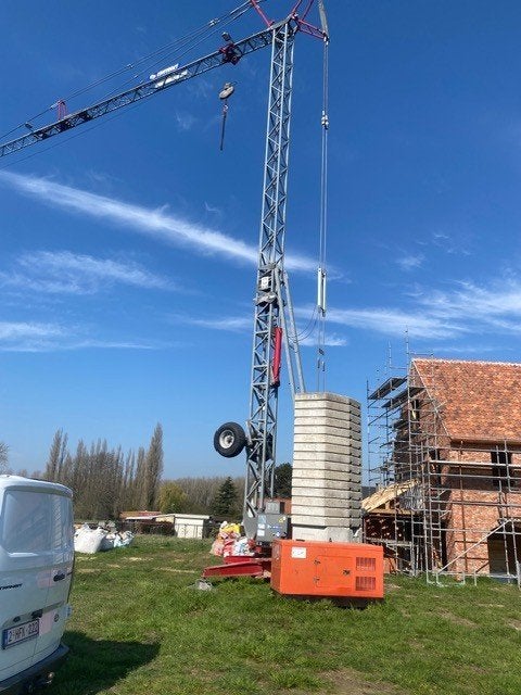 Grue de chantier Dalbe de 38 mètres en très bon état., Articles professionnels, Enlèvement, Engin de levage