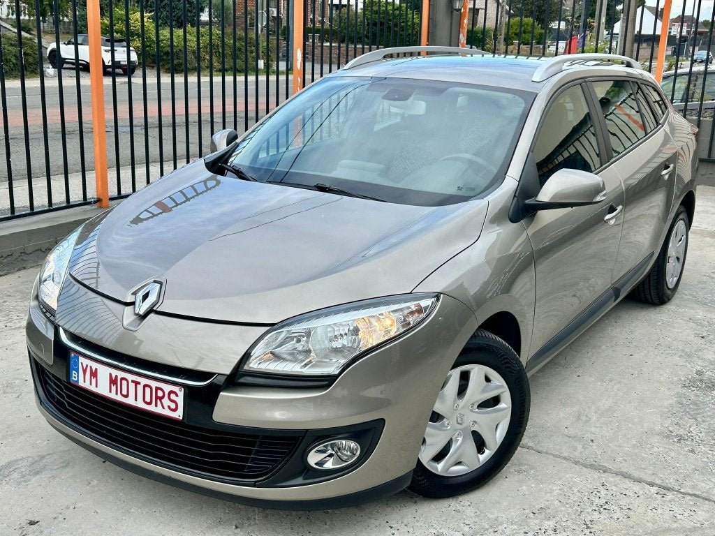 renault megane break 1200cc essence 97.000km annee 12/2013, Achat, 129 g/km, 5 portes, 4 cylindres
