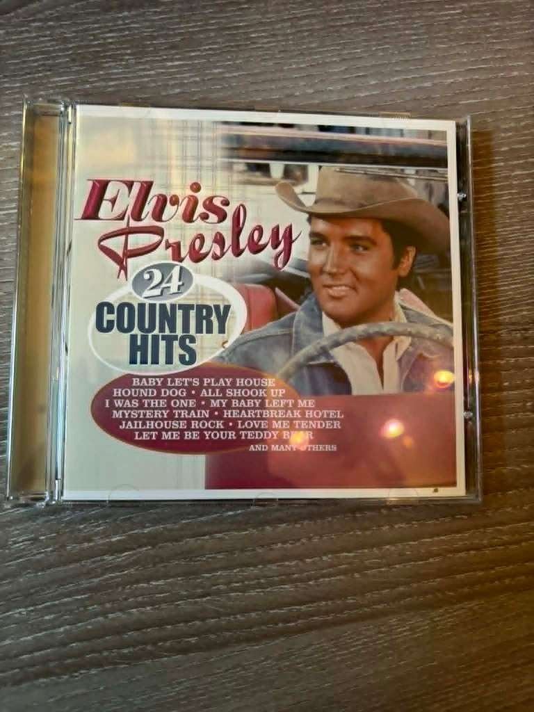 Elvis cd, 24 country hits. Mag weg voor slechts 5 euro., CD & DVD, CD | Country & Western, Enlèvement ou Envoi, Comme neuf