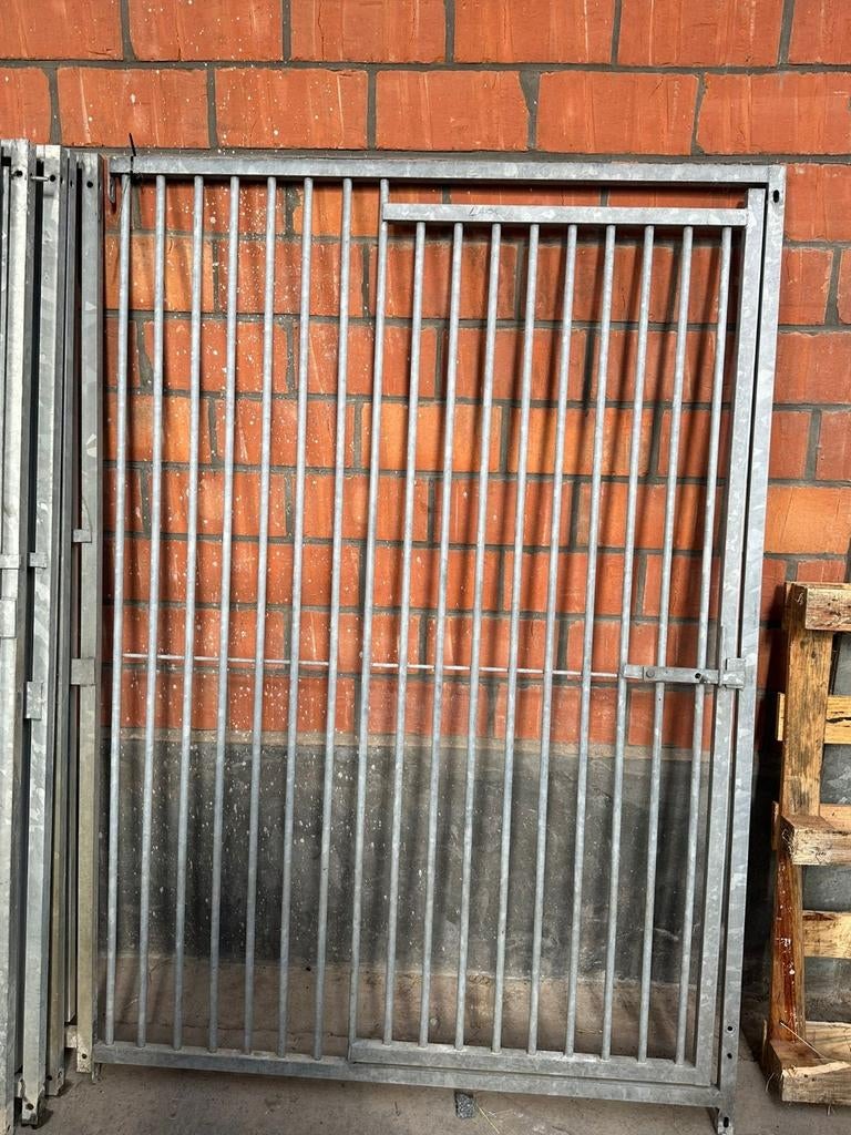 Gebruikte kennelpanelen  3 stuks 1,25mbreed op 1,75h, Enlèvement