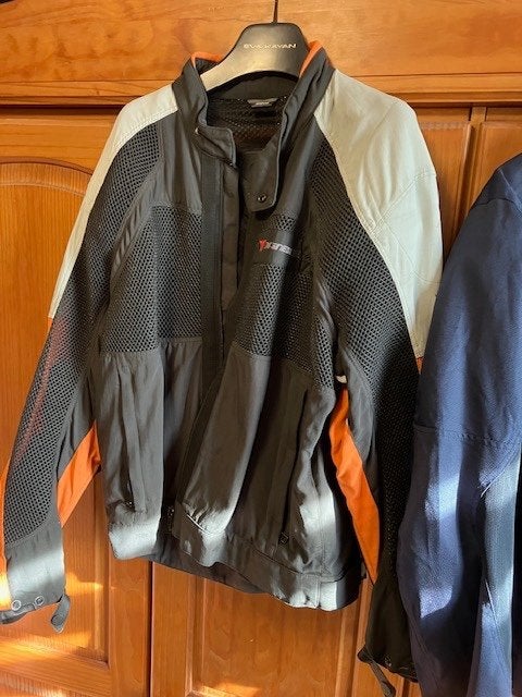 doorwaaijas dainese, Motoren, Kleding | Motorkleding, Ophalen, Dainese, Jas | textiel, Heren