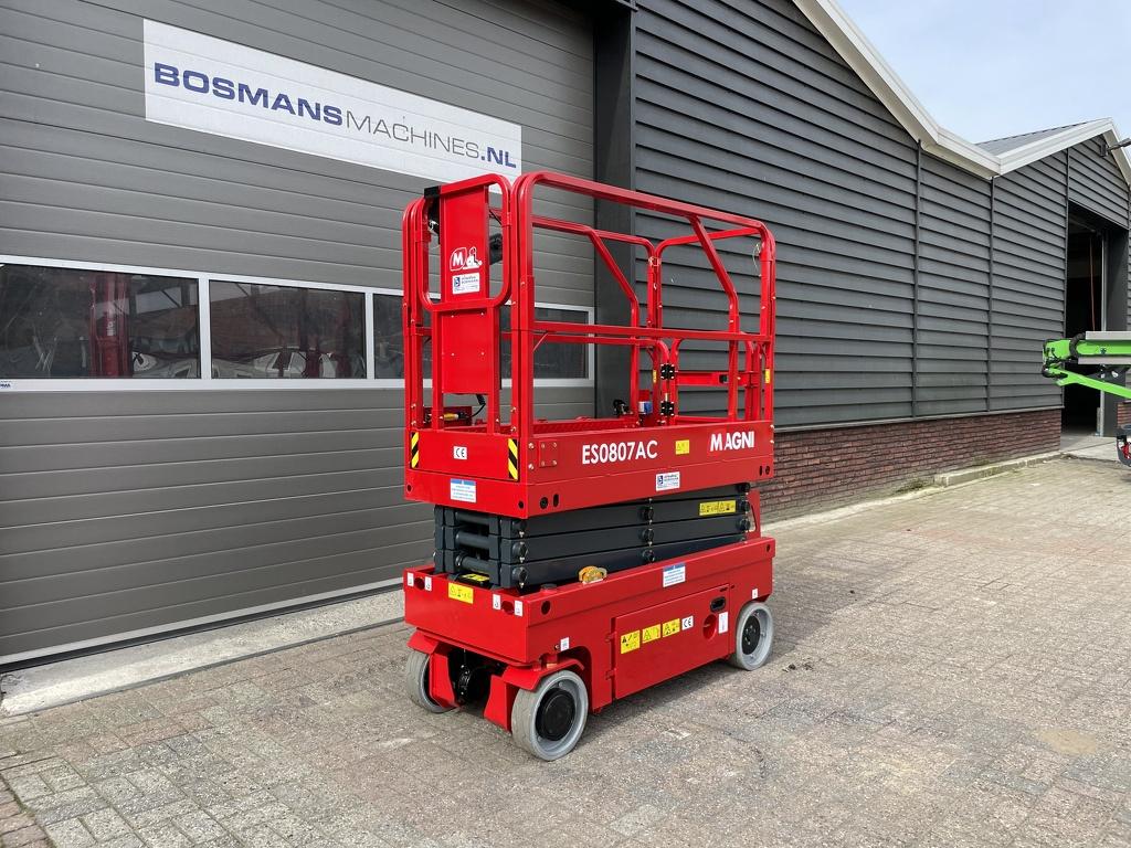 MAGNI ES0807 AC schaarhoogwerker NIEUW €165 LEASE, Articles professionnels, Machines & Construction | Ascenseurs, Échafaudages & Échelles