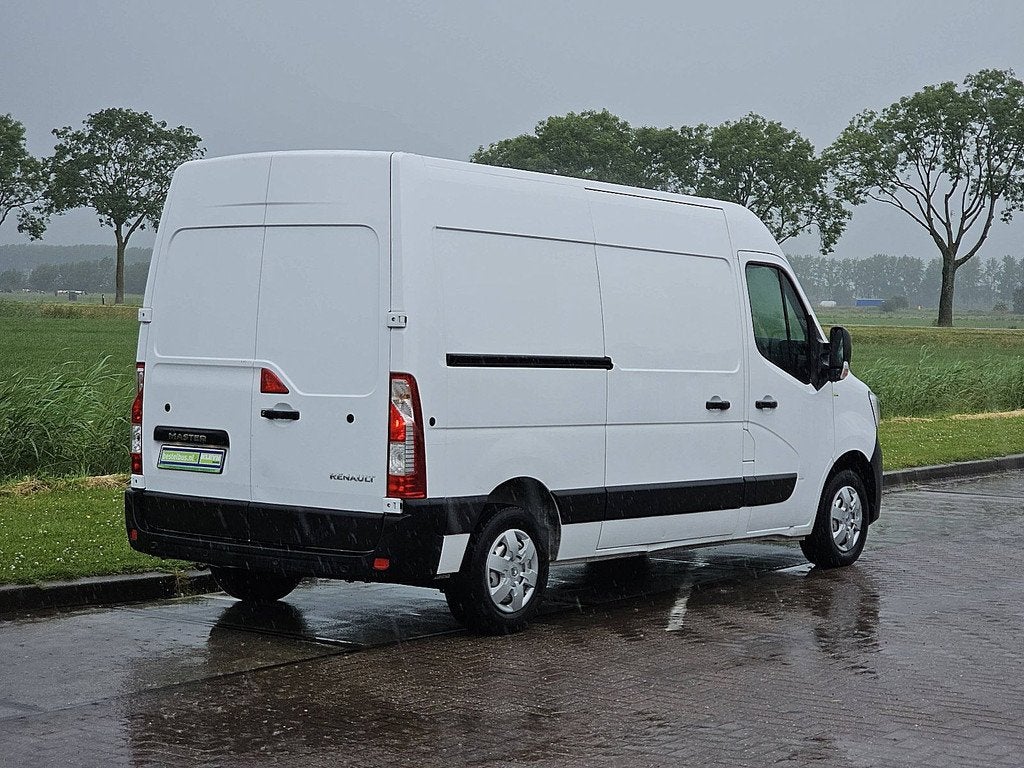 Renault Master T33 2.3 dCi 135 L2H2 Comfort VF1MA00077084985, Voorwielaandrijving, 135 pk, Stof, 4 cilinders