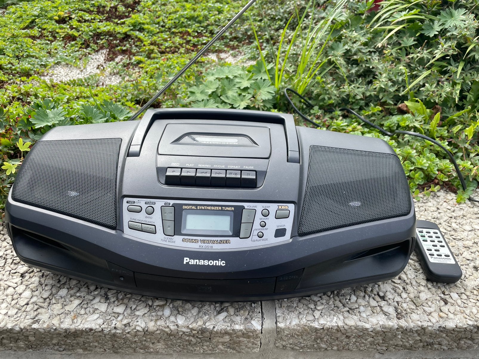 Panasonic RX-DS18 (radio|cd|casette) met afstandsbediening!, Enlèvement, Comme neuf, Radio, Avec lecteur de CD
