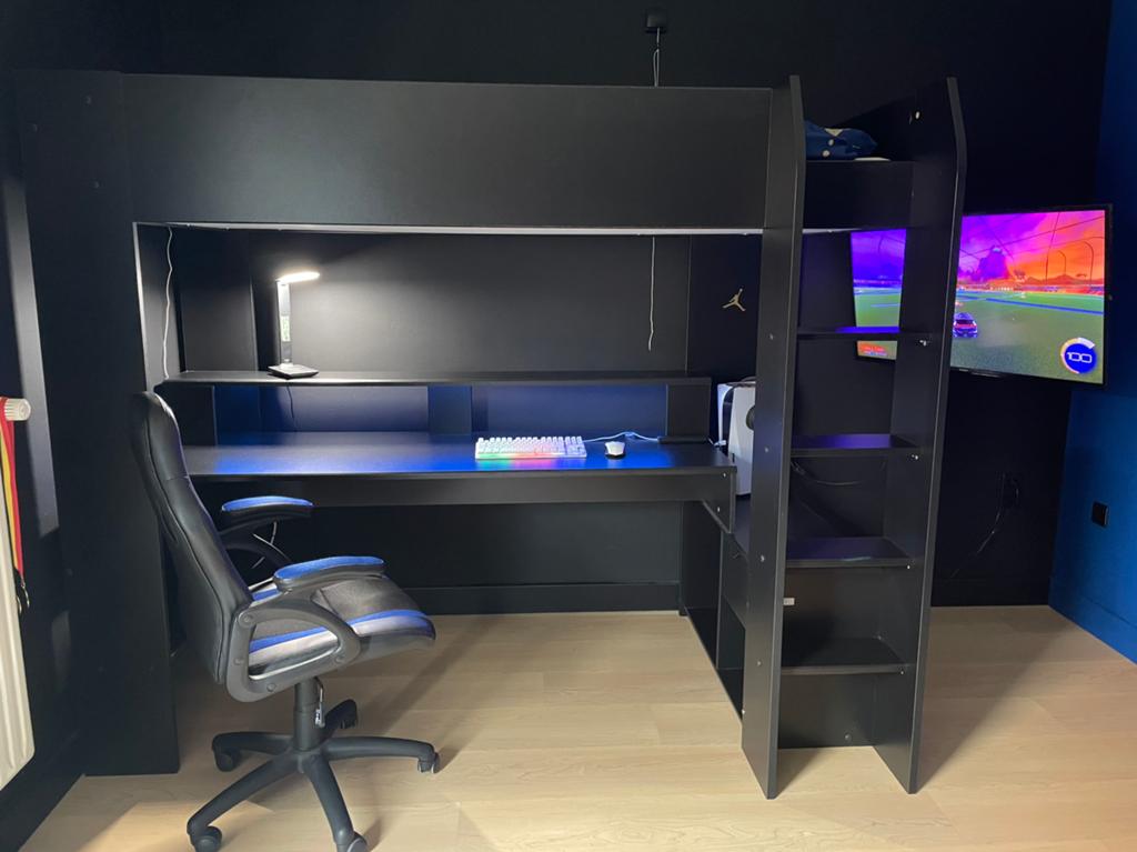 Hoogslaper met bureau en ledlicht, Ophalen, Eenpersoons, Zo goed als nieuw, 200 cm