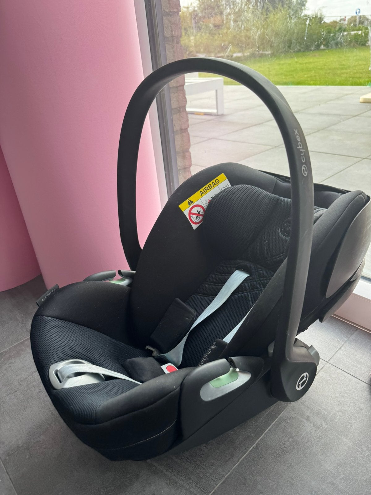 Cosy / siège auto bébé Cybex Cloud T Plus i-Size noir – 110, Enlèvement, Comme neuf, Isofix