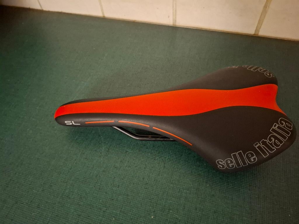 zadel koers fiets, Fietsen en Brommers, Fietsen | Racefietsen, Ophalen, Zo goed als nieuw