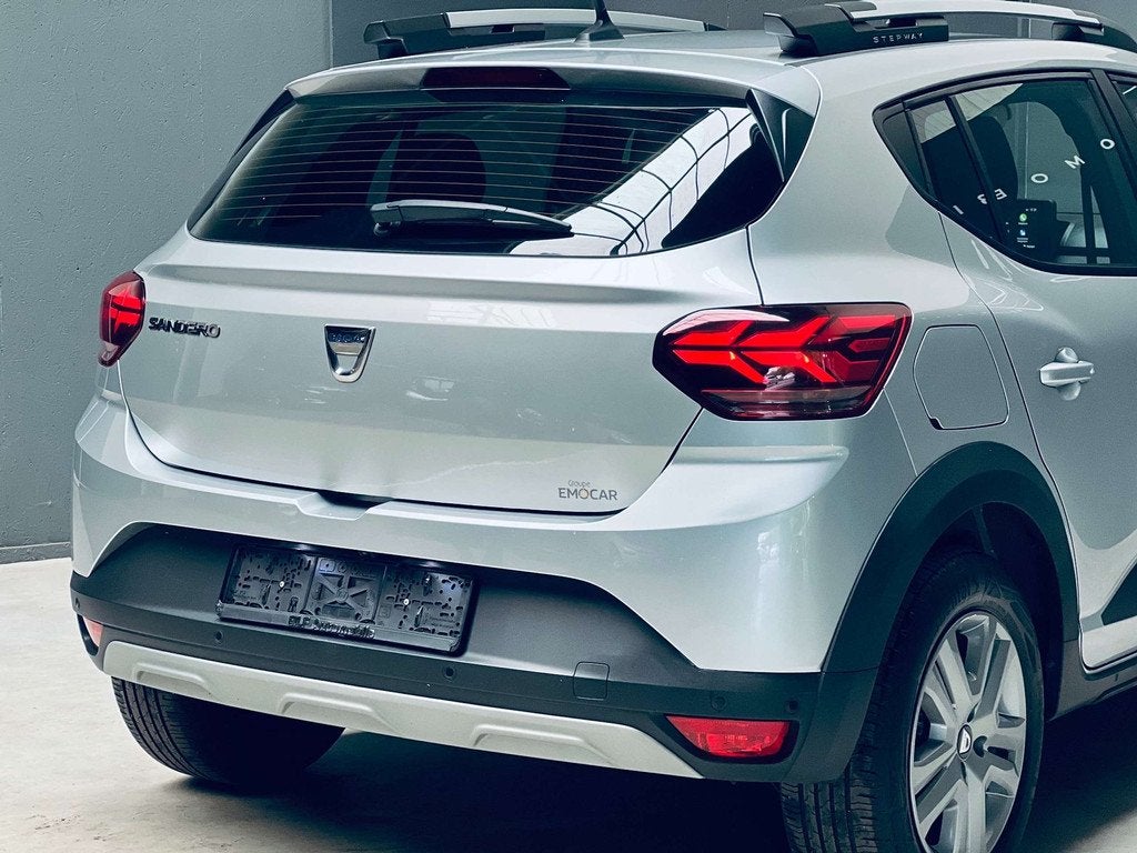 Dacia Sandero Stepway 1.0 TCe *CARPLAY*CAMERA*, Autos, https://public.car-pass.be/vhr/73fa5529-0cd2-495f-adcc-e263579a917d, Argent ou Gris