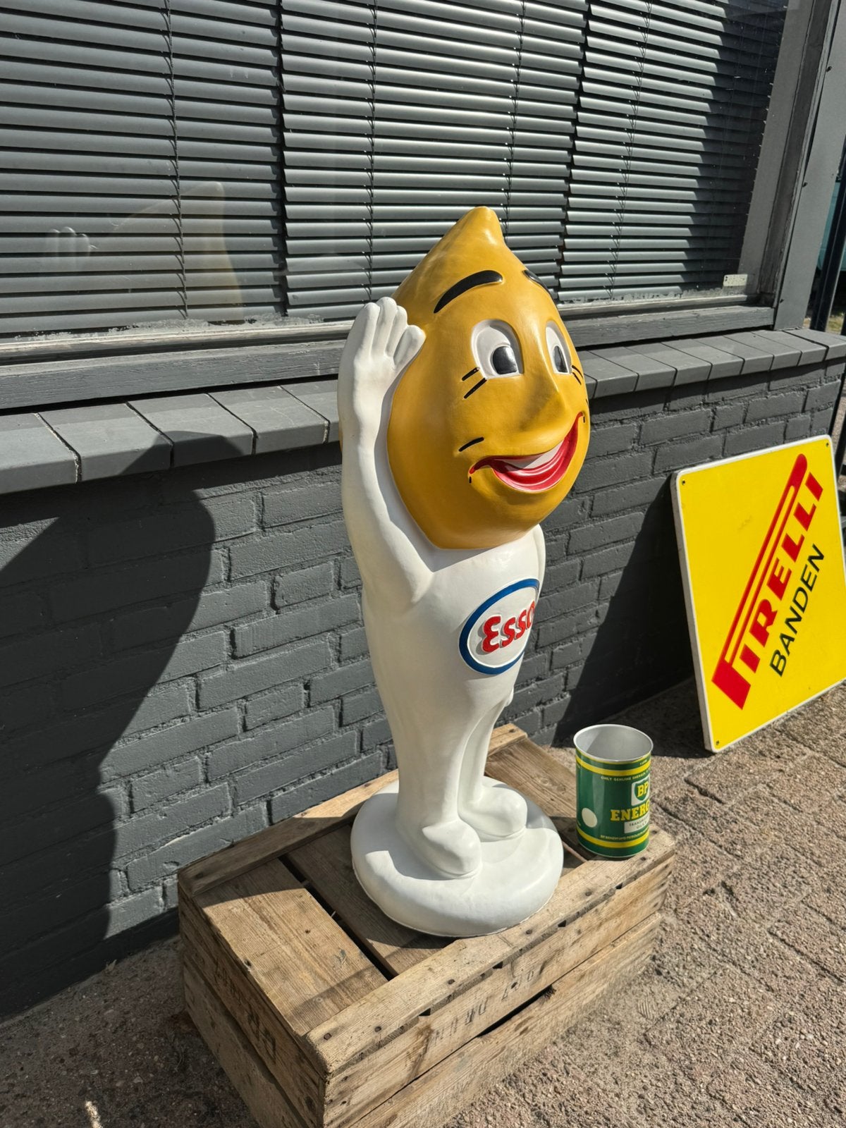 Groot Esso druppel reclame beeld, Verzamelen, Ophalen, Gebruikt, Reclamebord
