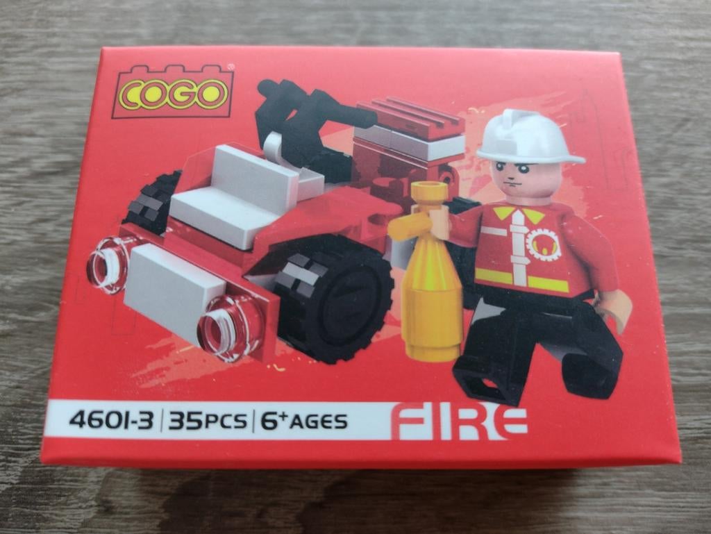 Cogo brandweerwagen setje 3 in 1 (nep Lego), Kinderen en Baby's, Speelgoed | Duplo en Lego, Ophalen of Verzenden, Zo goed als nieuw
