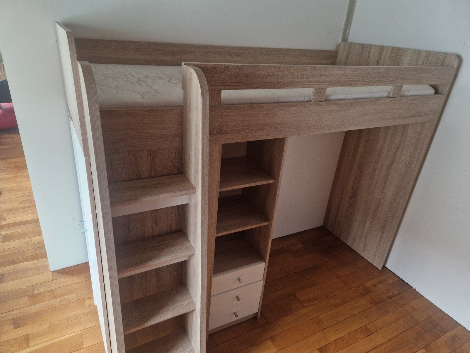Hoogwaardig kinderhoogslaper, Ophalen