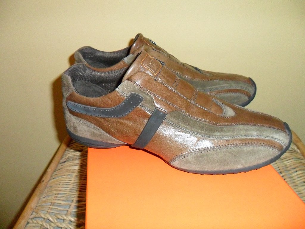 CHAUSSURE U.B., Enlèvement, Comme neuf