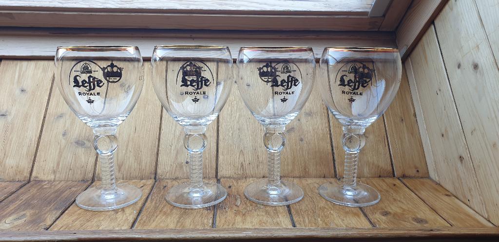 Bierglazen Leffe Royale, Verzamelen, Glas en Drinkglazen, Ophalen of Verzenden, Zo goed als nieuw, Bierglas