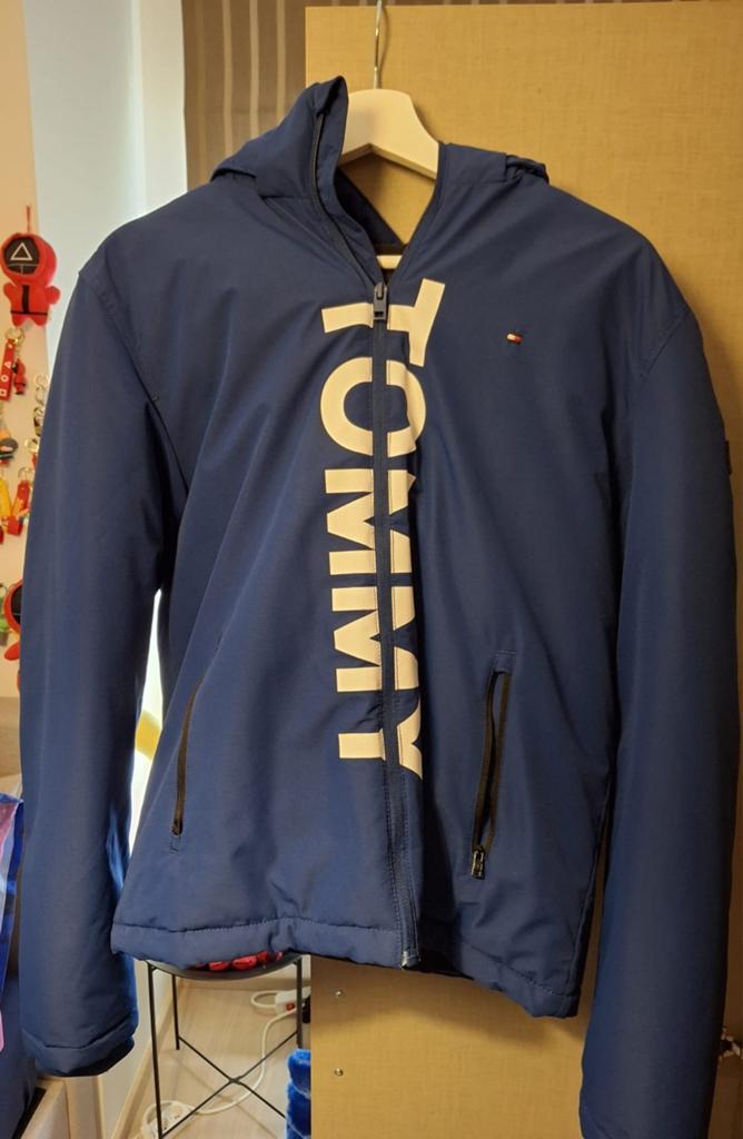 Tommy hilfiger jas maat 176 nieuw!
Wegens groeispurt, Ophalen of Verzenden, Jas