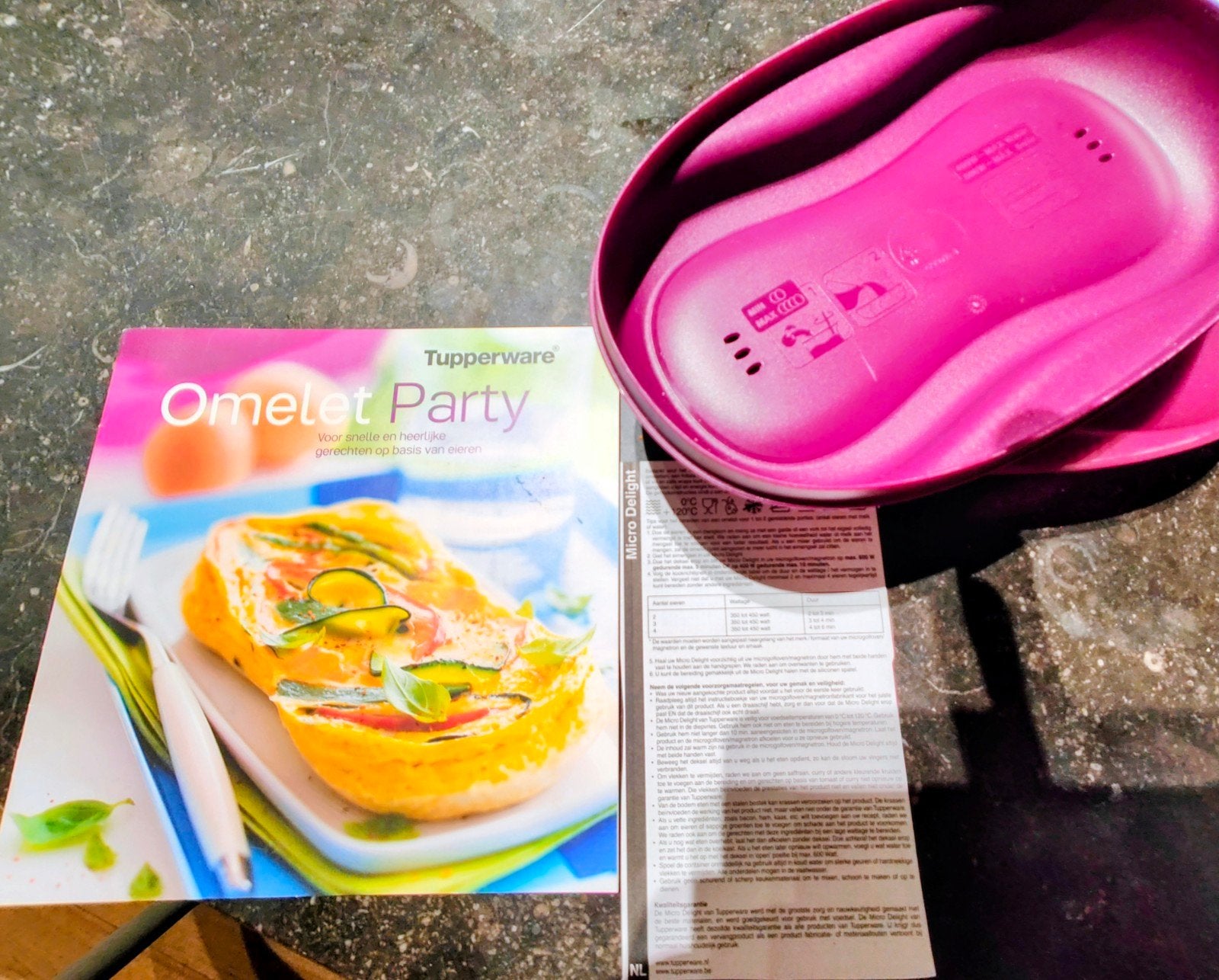 Tupperware Omelet Party Micro Delight NIEUW + NL Handleiding, Huis en Inrichting, Keuken | Tupperware, Ophalen, 430 ml, Schaal