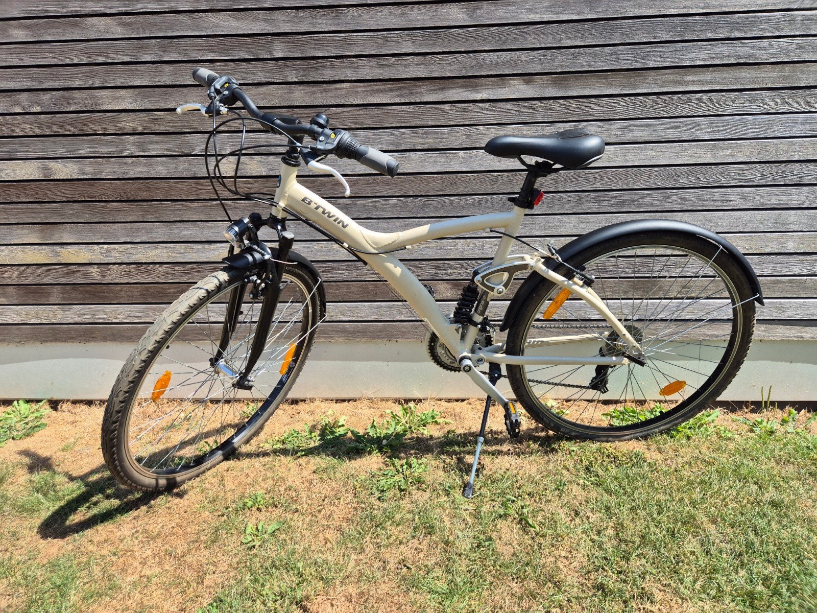 Btwin originele 700 fiets, Fietsen en Brommers, Fietsen | Mountainbikes en ATB, Ophalen