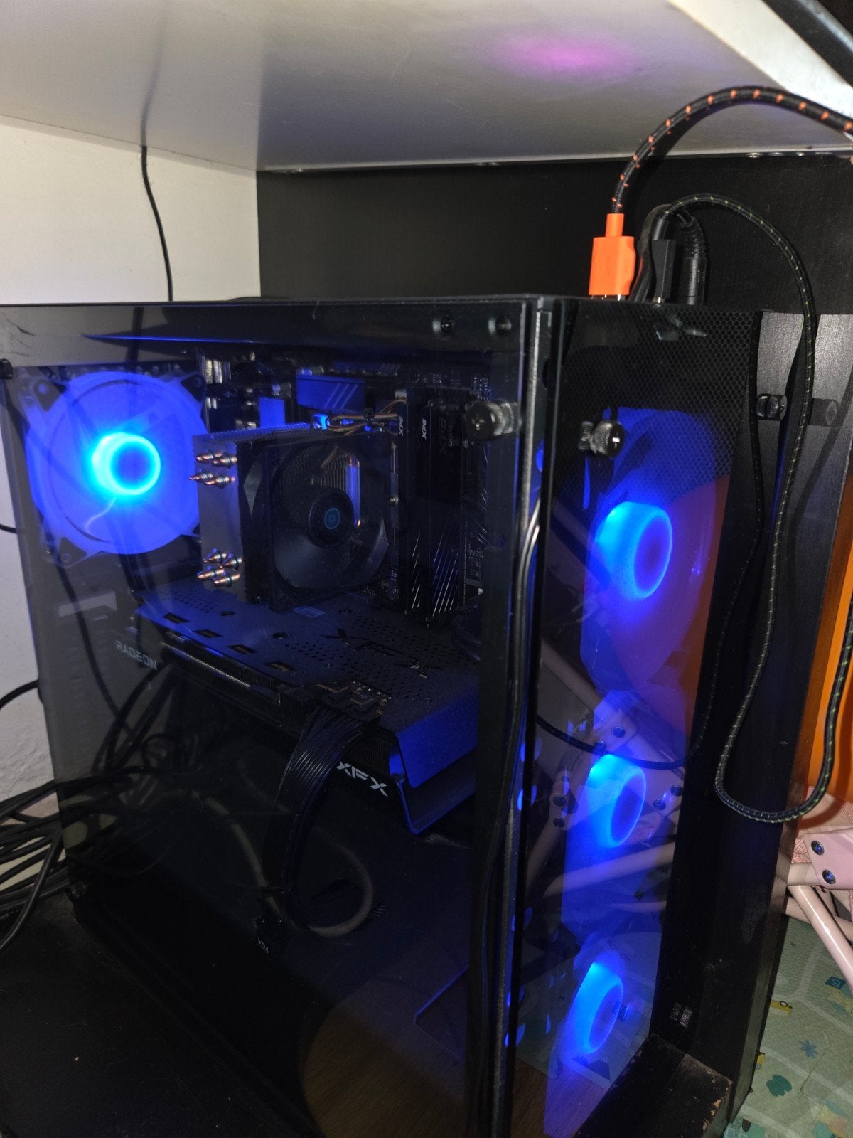 PC Gaming Fixe Haut de Gamme RX 7800 XT - i5-14400F - 32Go, Neuf, Intel core i5 14400f, Gaming, SSD