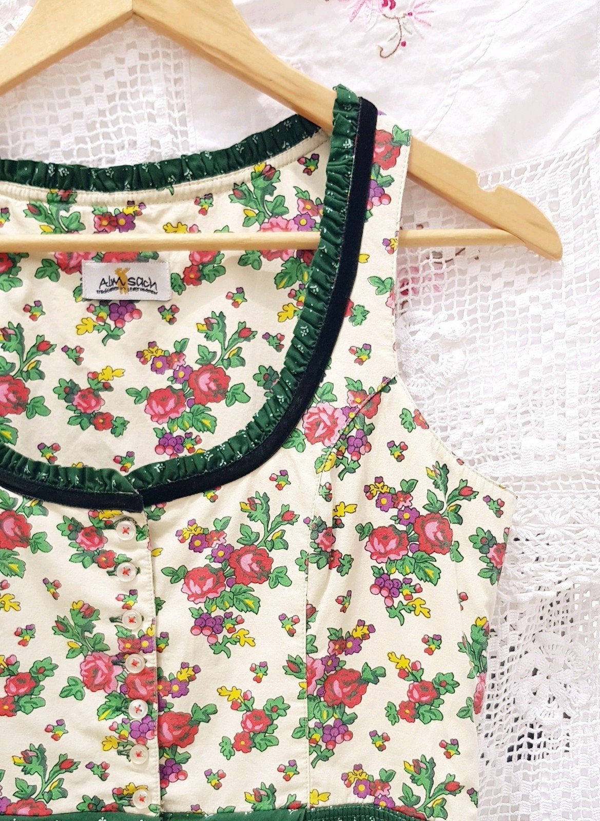 Robe 🌹vintage autrichienne 100% coton🌹( PÉPITE), Antiquités & Art, Femmes, Vintage