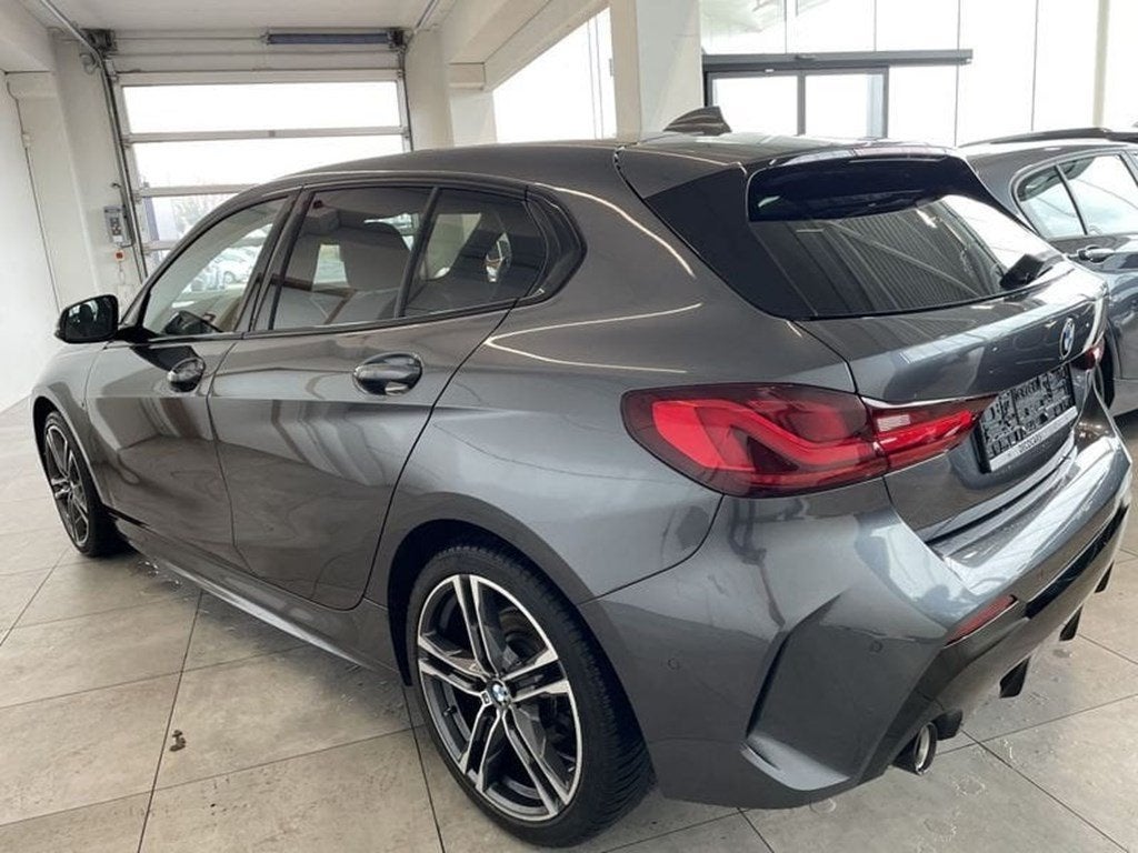 BMW Serie 1 M-Pack // Carplay - Automaat - Navi, Auto's, BMW, Automaat, 1 Reeks, 116 pk, 5 deurs