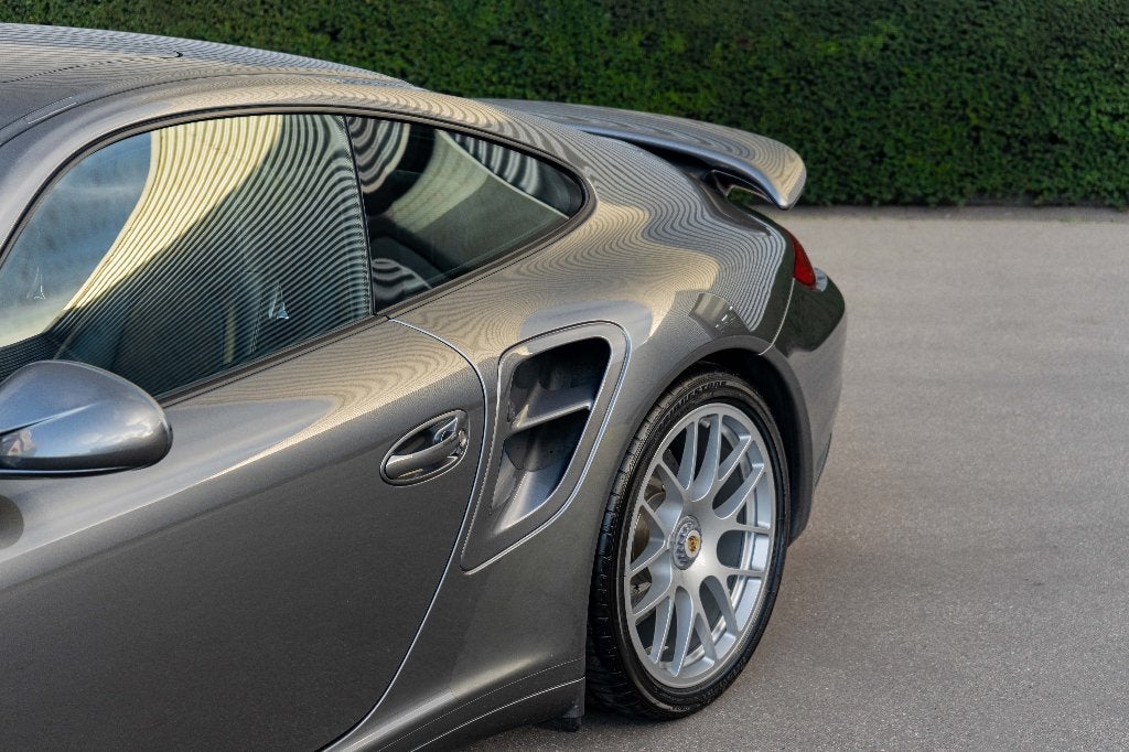 PORSCHE 997.2 TURBO S, Autos, Cuir, Achat, Bluetooth, Entreprise