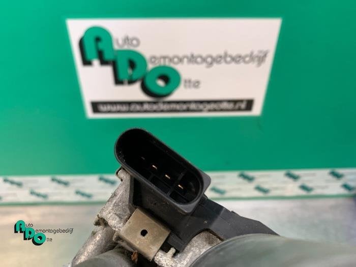 Moteur + mécanique essuie-glace d'un Volkswagen Jetta (Jett, Volkswagen, -, 3 mois de garantie, Utilisé