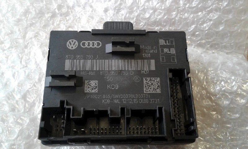 ORDINATEUR DIVERS C Audi A5 Cabrio (8F7) (01-2009/12-2017), Utilisé, Audi