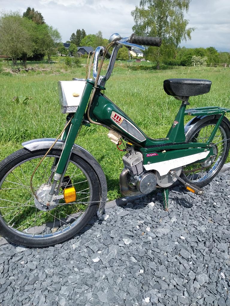 Motobecane 40t, Fietsen en Brommers, Brommers | Oldtimers, 0 versnellingen, 49 cc, Klasse B (45 km/u), Ophalen