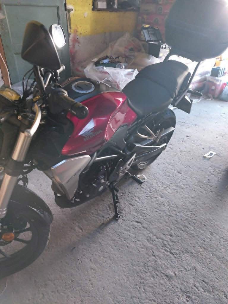 Honda CBF 300NA DE  2019, Particulier, Toermotor, 11 kW of minder, Minimaal motorrijbewijs A2