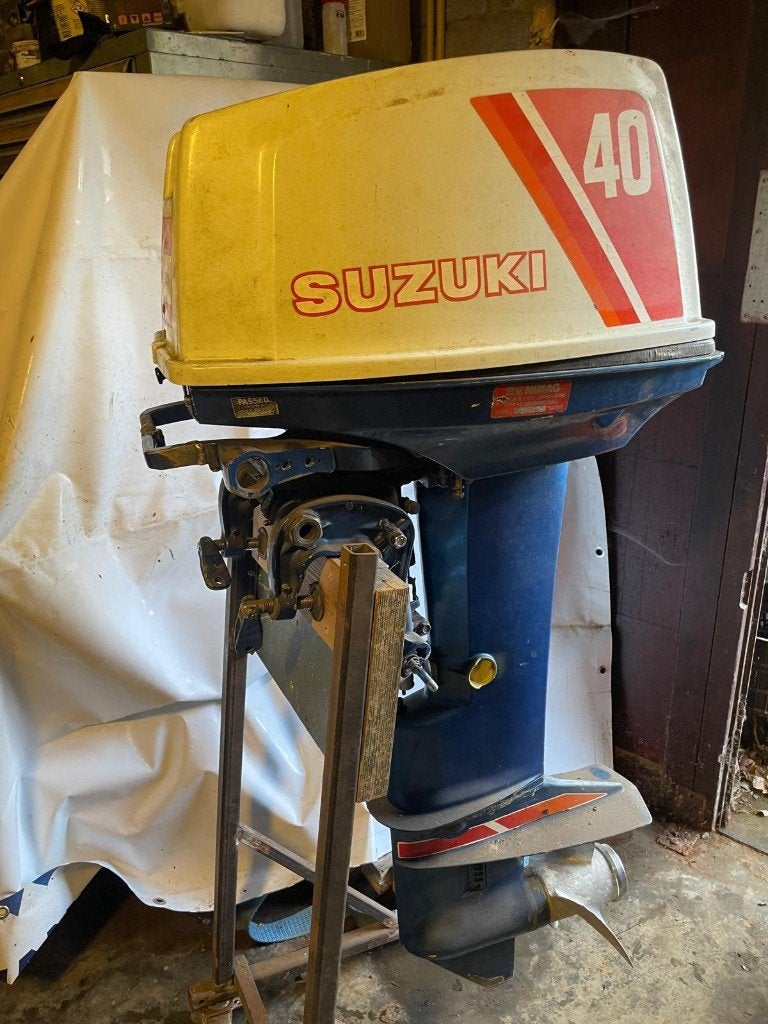 Suzuki Buitenboordmotor 40 Pk voor onderdelen, Ophalen, Gebruikt, 30 pk of meer, Buitenboordmotor